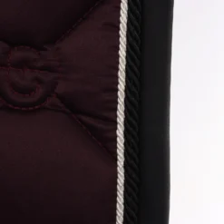 Zadeldek Equestrian Stockholm Black Raven Paars -Rij Gerei Verkoop zadeldek equestrian stockholm black raven paars 1500x1500 180626