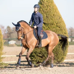 Zadeldek LeMieux Carbon Mesh Air Cc Square Donkerblauw -Rij Gerei Verkoop zadeldek lemieux carbon mesh air cc square donkerblauw 1500x1500 123003