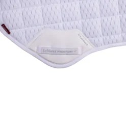 Zadeldek LeMieux Carbon Mesh Air Cc Square Wit -Rij Gerei Verkoop zadeldek lemieux carbon mesh air cc square wit 1500x1500 122999