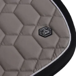 Zadeldek QHP Eldorado Lichtbruin -Rij Gerei Verkoop zadeldek qhp eldorado lichtbruin 1500x1500 101835