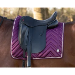 Zadeldek QHP Menton Paars 13 Zadeldek QHP Menton Paars -Rij Gerei Verkoop zadeldek qhp menton paars 1500x1500 186387