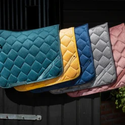 Zadeldek QHP Summer Glow Donkerblauw -Rij Gerei Verkoop zadeldek qhp summer glow donkerblauw 1500x1500 175062