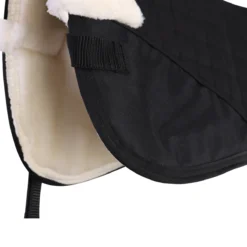 Zadelonderlegger Epplejeck Faux Fur Black-beige -Rij Gerei Verkoop zadelonderlegger epplejeck faux fur black beige 1500x1500 178354